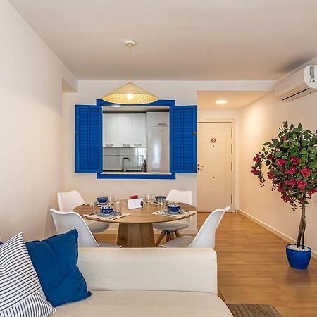 Solis Mare Apartments - Pedregalejo Beach マラガ エクステリア 写真