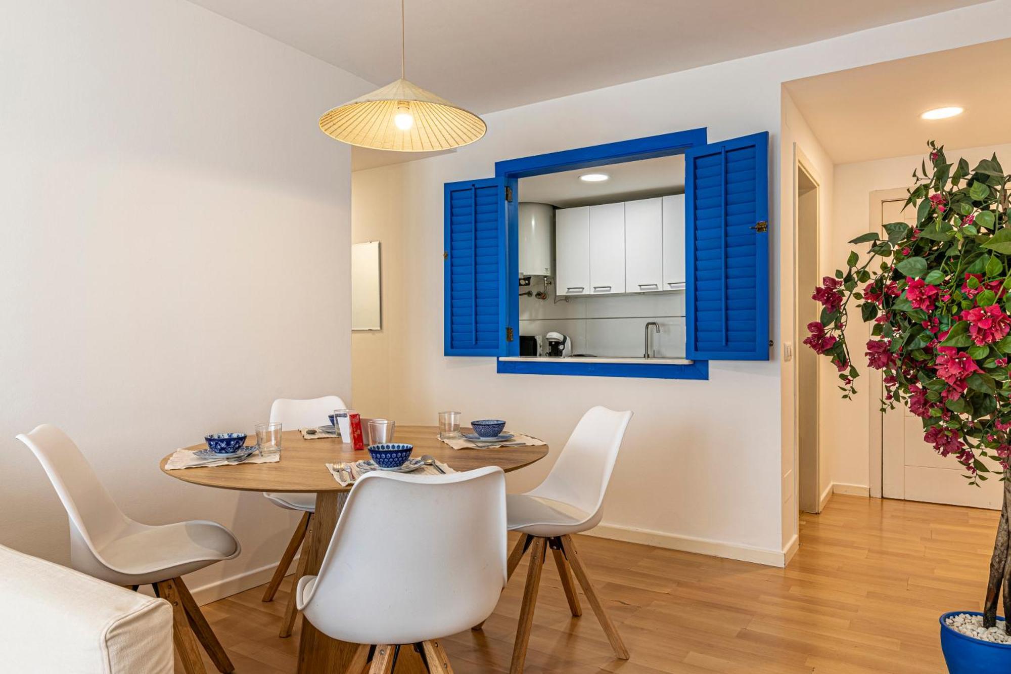 Solis Mare Apartments - Pedregalejo Beach マラガ エクステリア 写真