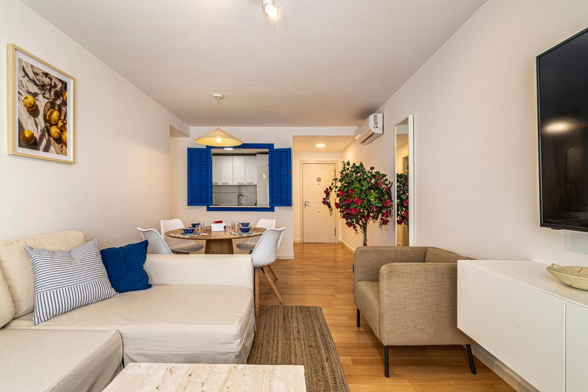 Solis Mare Apartments - Pedregalejo Beach マラガ エクステリア 写真