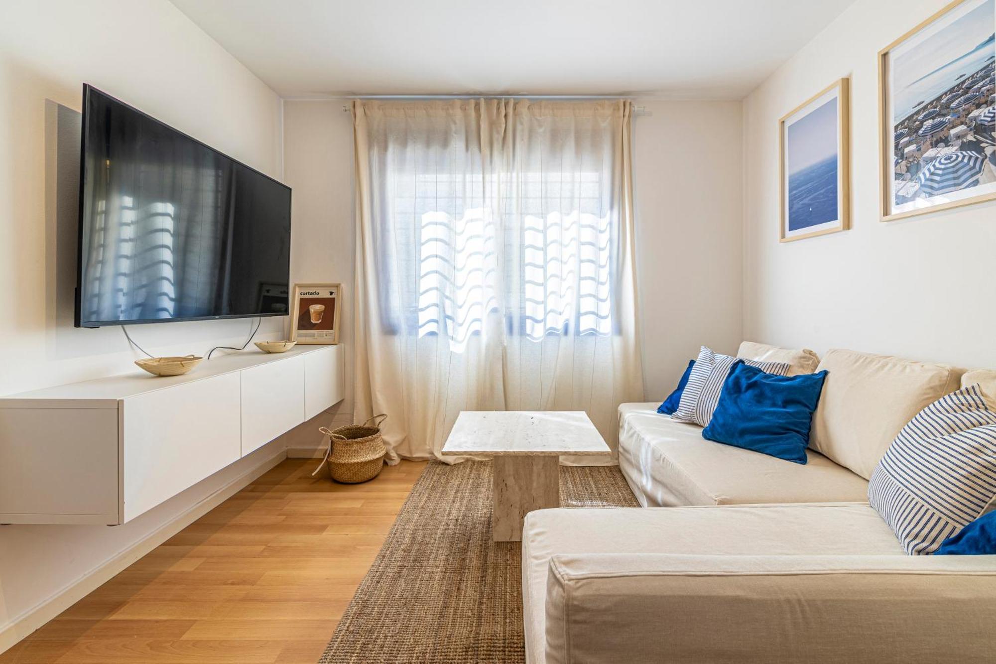 Solis Mare Apartments - Pedregalejo Beach マラガ エクステリア 写真