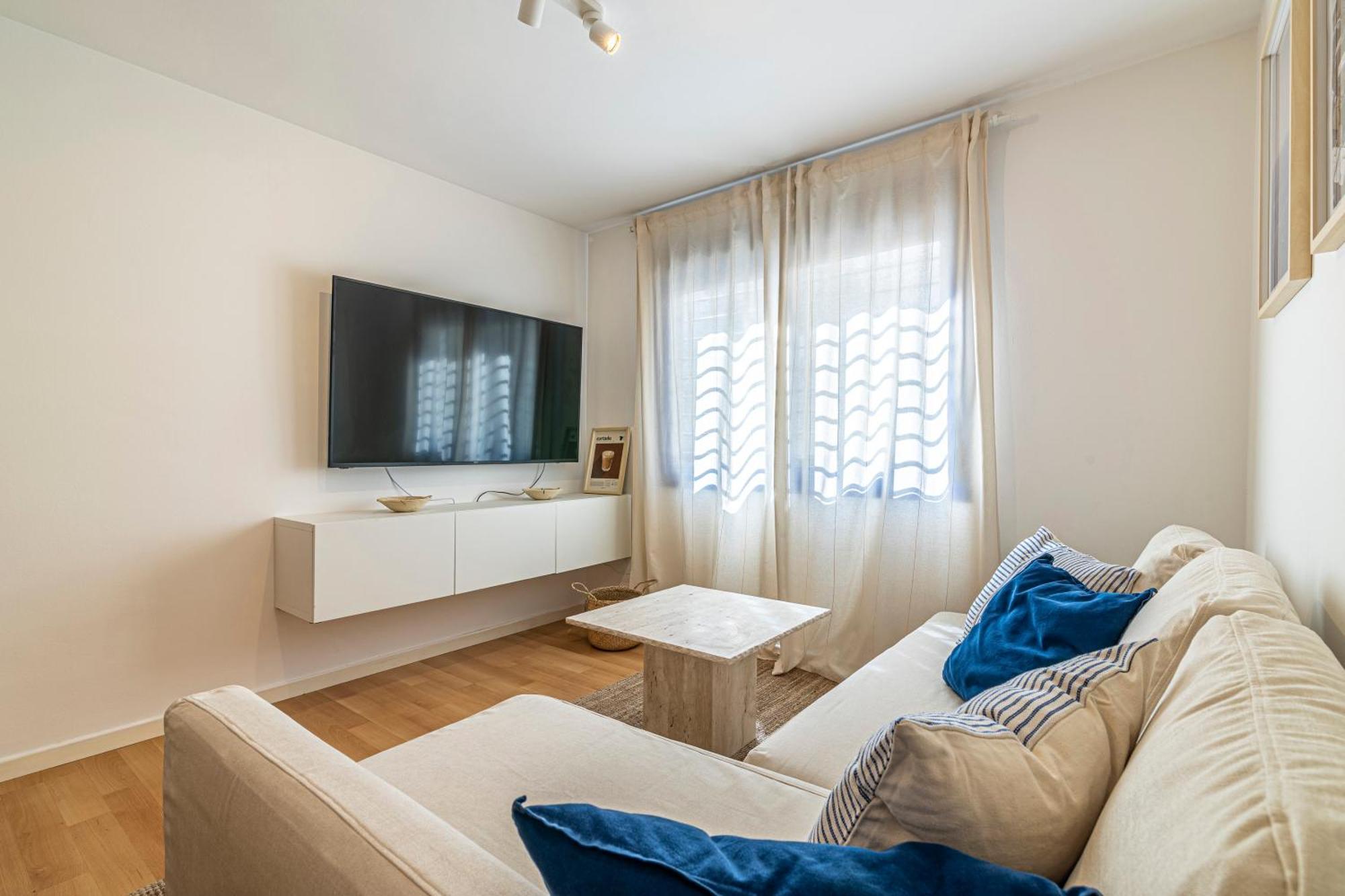 Solis Mare Apartments - Pedregalejo Beach マラガ エクステリア 写真